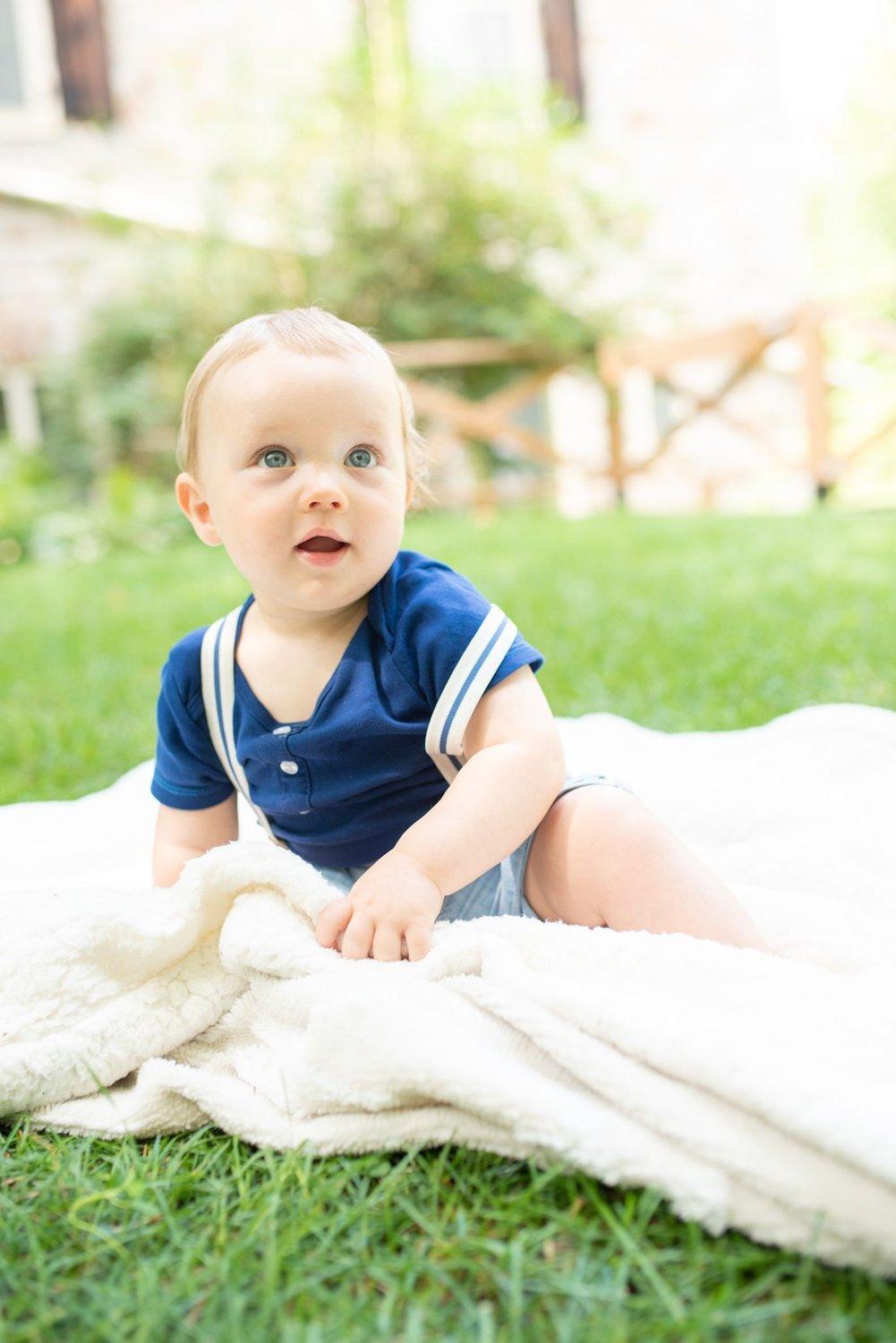 carousel-hero-element image-4